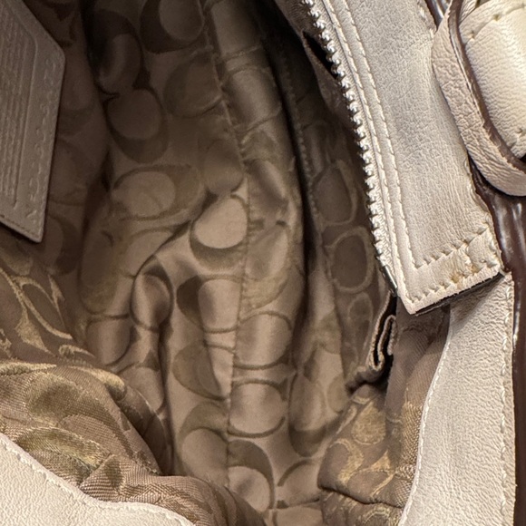 Coach Hamptons Cream Satchel Bag - Picture 3 of 8